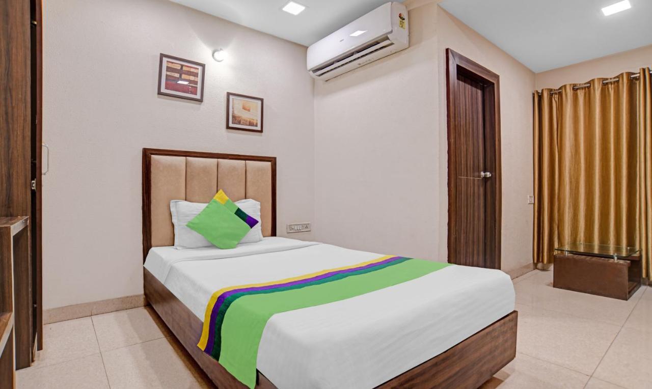 Treebo Trend Royal Galaxy Park Hotel Indore Exterior photo