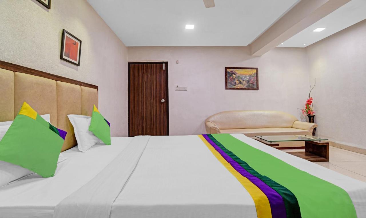 Treebo Trend Royal Galaxy Park Hotel Indore Exterior photo